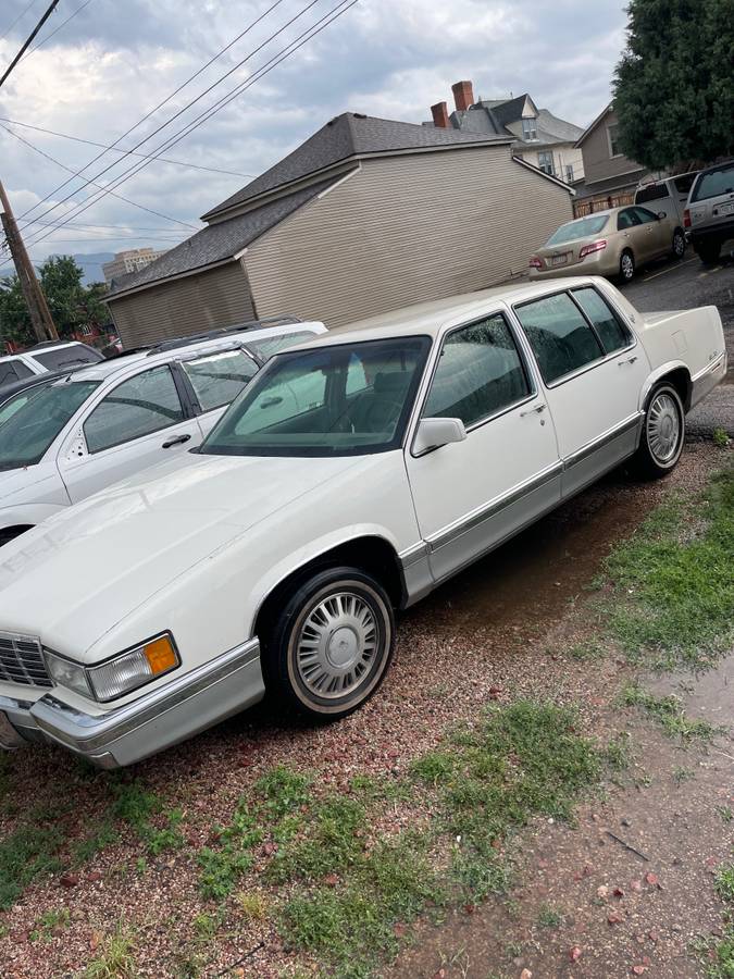 Cadillac-deville-1991