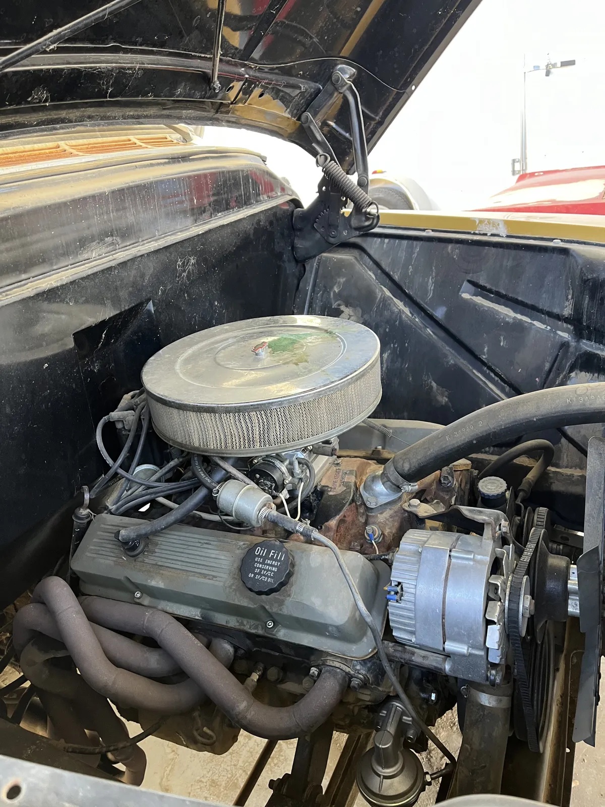 Chevrolet-3200-1957-Yellow-Yellow