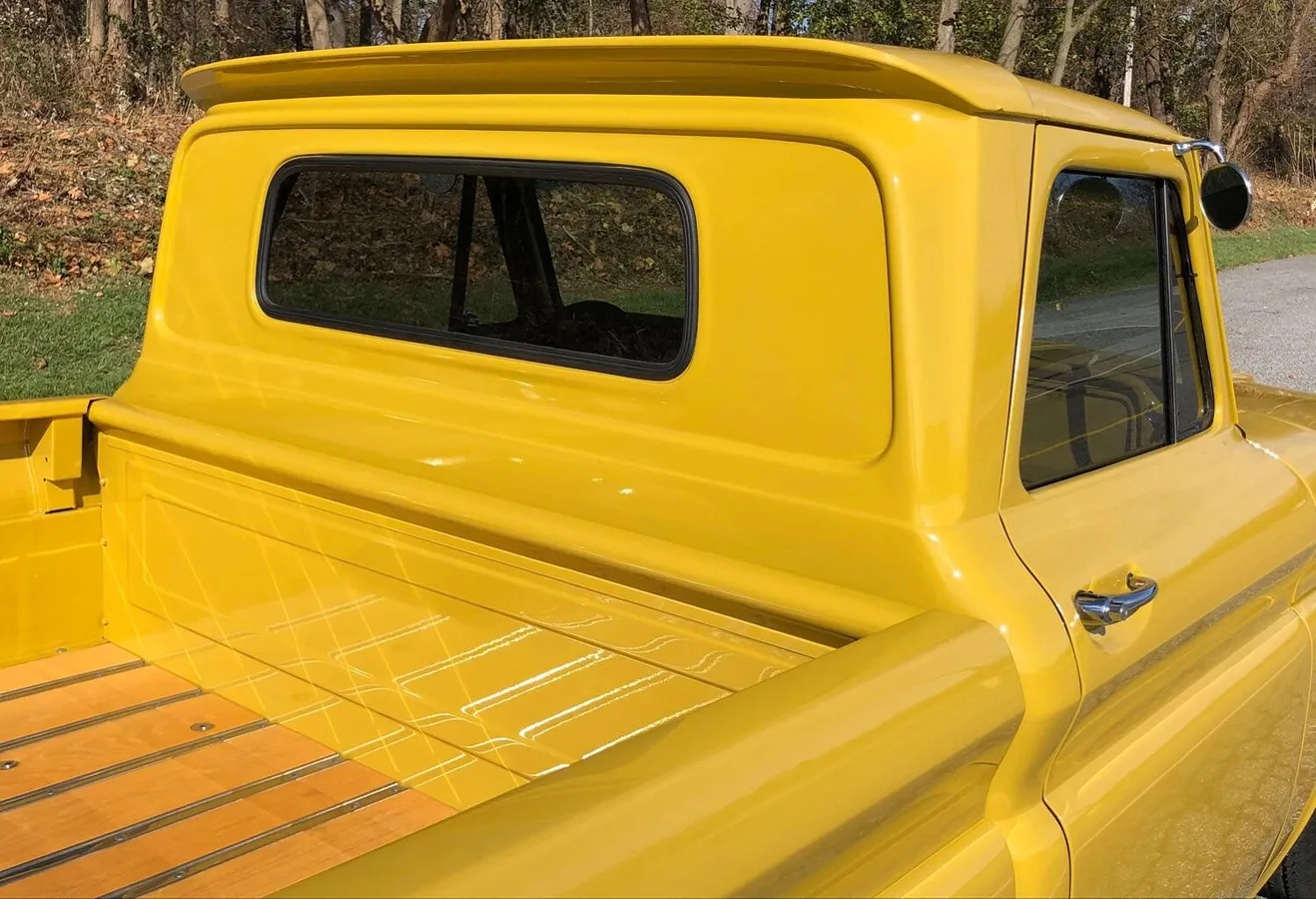 Chevrolet-C10-1965-Yellow-Black