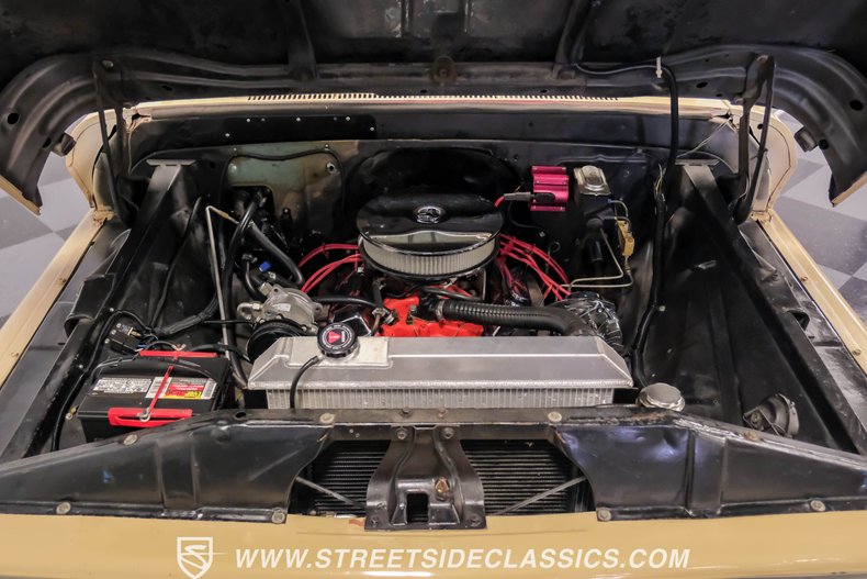 Chevrolet-C10-1966-Tan-Tan-1