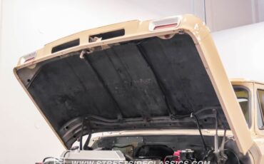 Chevrolet-C10-1966-Tan-Tan-31