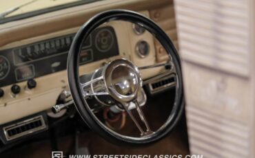 Chevrolet-C10-1966-Tan-Tan-35