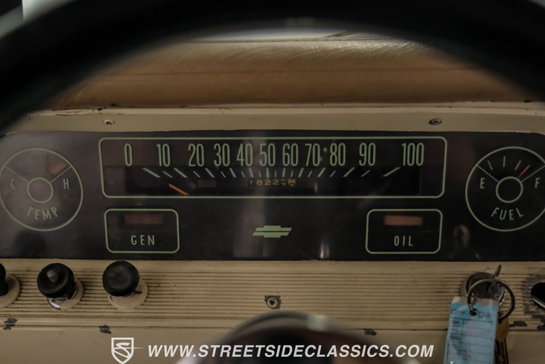 Chevrolet-C10-1966-Tan-Tan-36