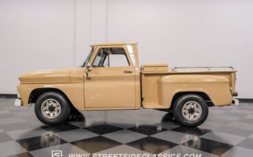Chevrolet-C10-1966-Tan-Tan-7