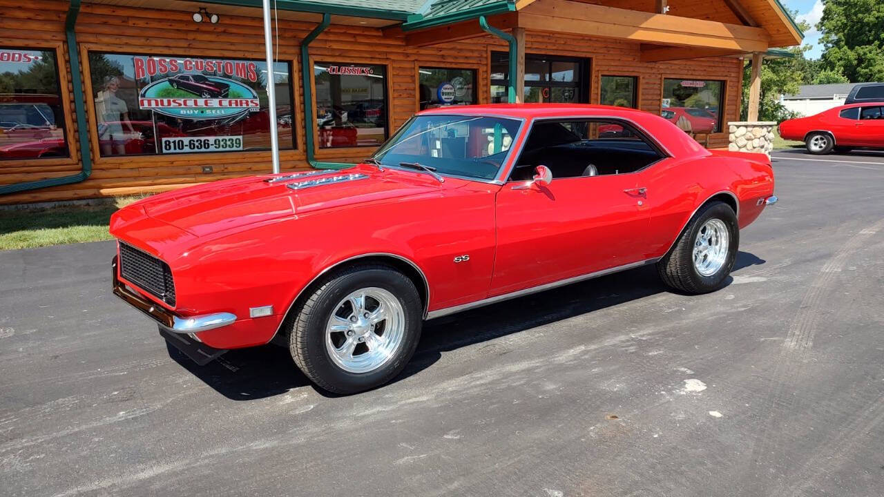 Chevrolet-Camaro-1968-Torch-Red-Black