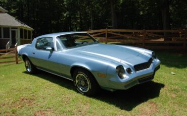 Chevrolet-Camaro-1981-Coupe-28