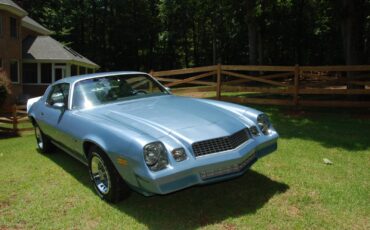 Chevrolet-Camaro-1981-Coupe-29