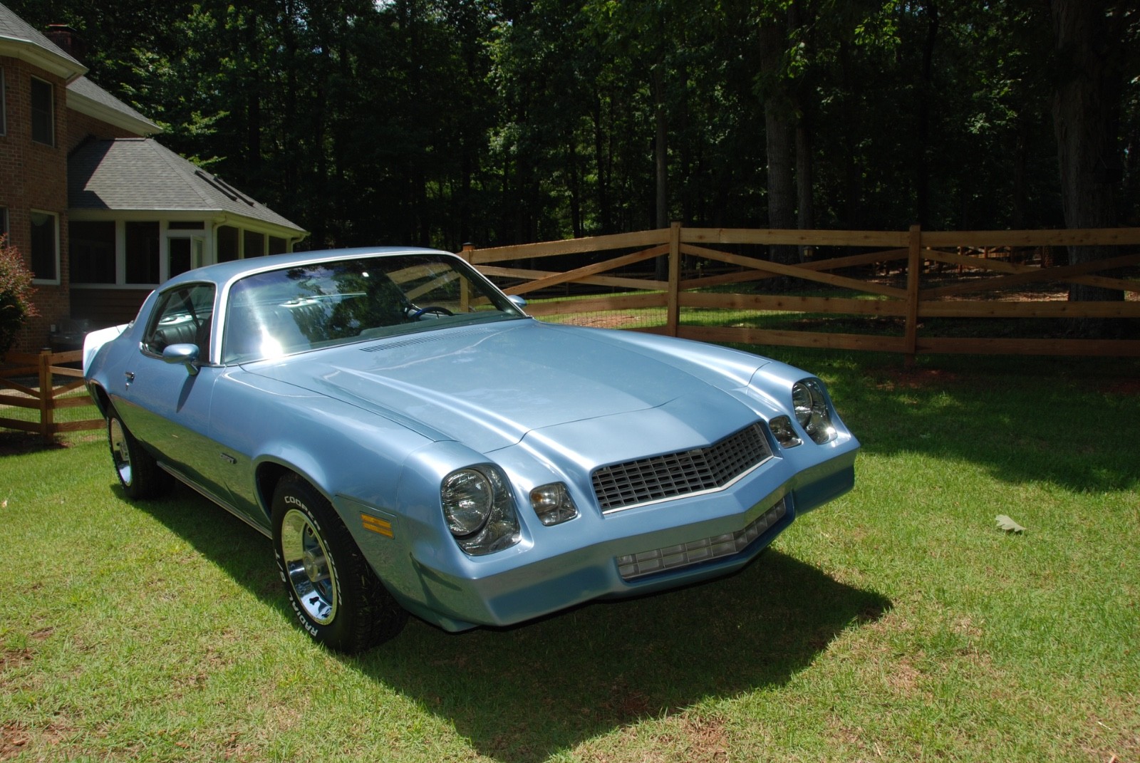 Chevrolet-Camaro-1981-Coupe-29
