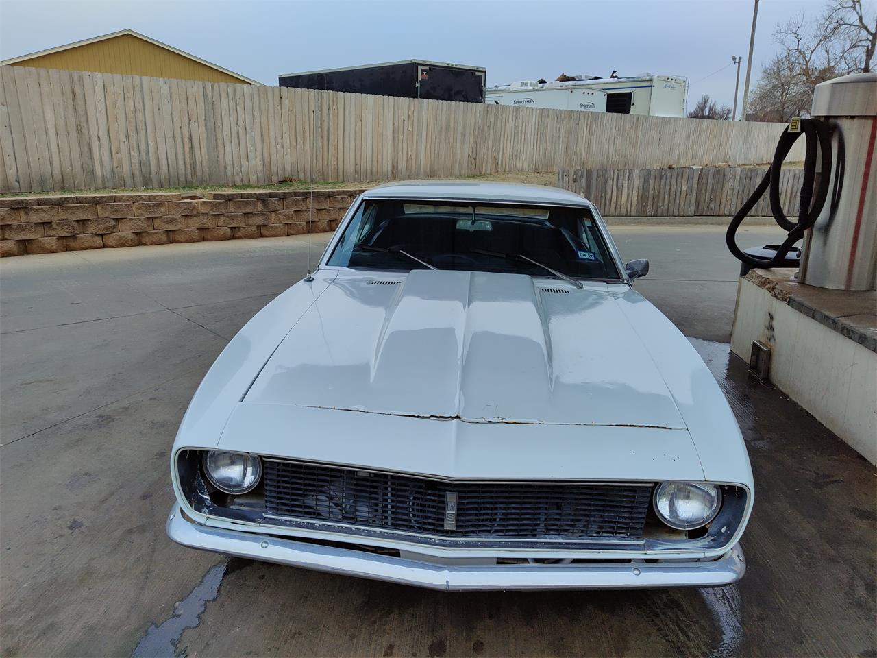 Chevrolet-Camaro-rs-1968-White-Black