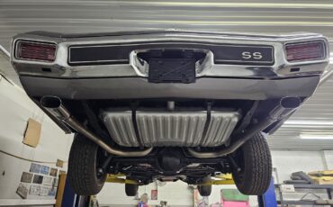 Chevrolet-Chevelle-1970-2-Door-Coupe-11