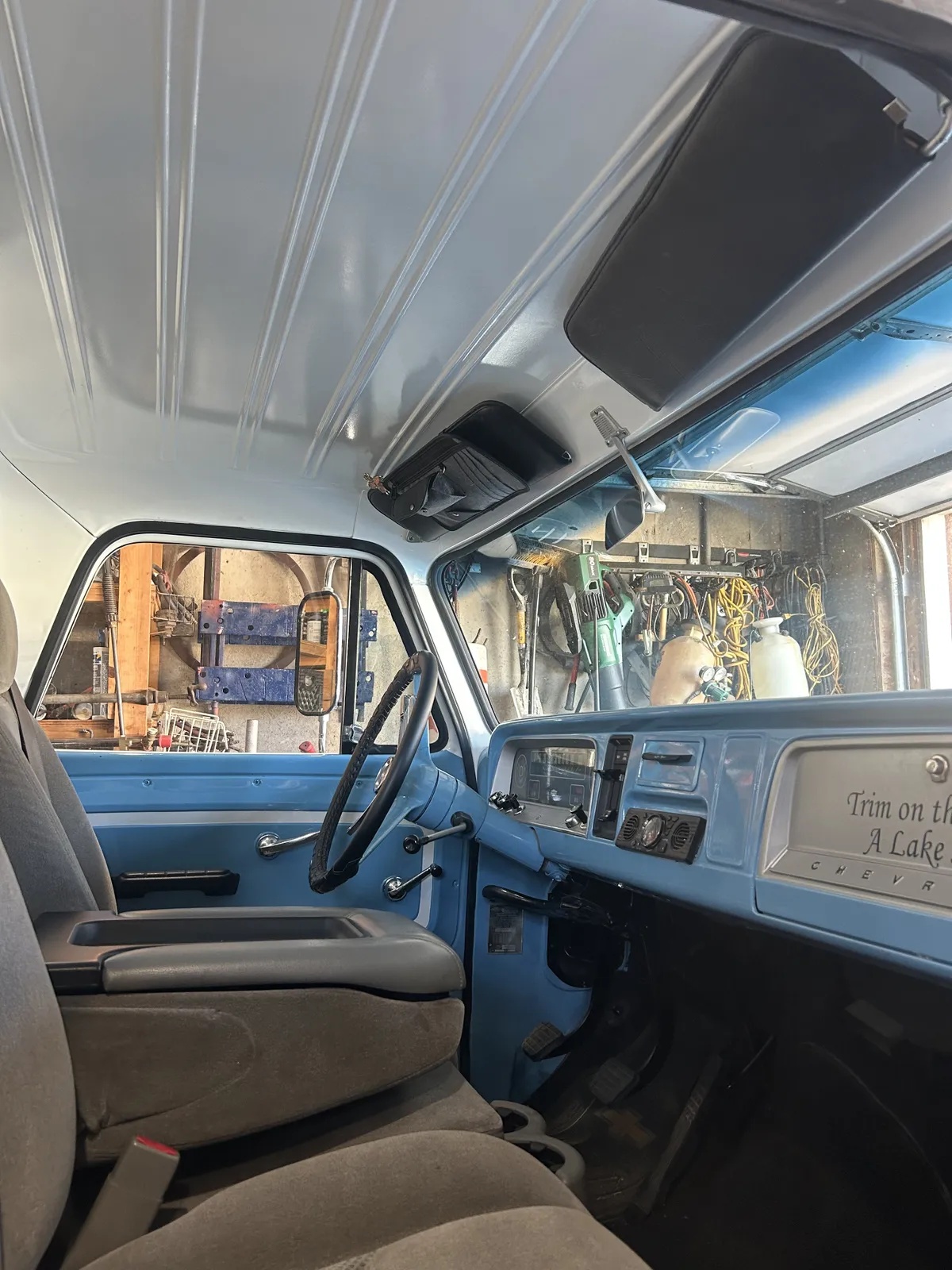 Chevrolet-Ck-1966-Blue-And-White-Blue-And-White