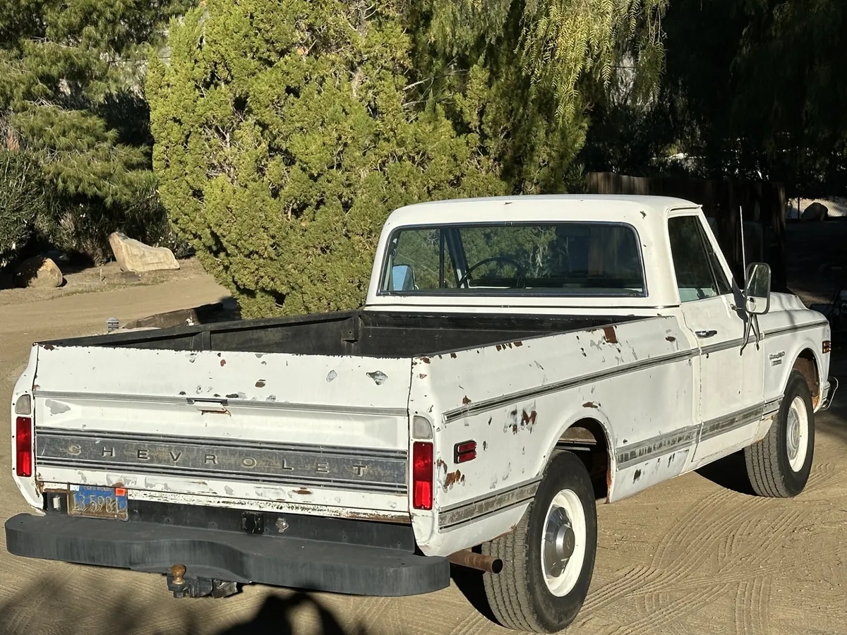 Chevrolet-Ck-1972-White-White