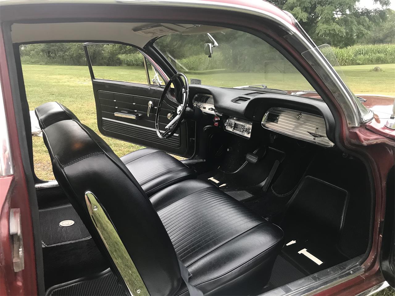 Chevrolet-Corvair-monza-1963-Maroon-Black