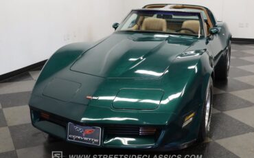 Chevrolet-Corvette-1982-Green-Tan-24