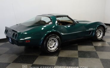Chevrolet-Corvette-1982-Green-Tan-44