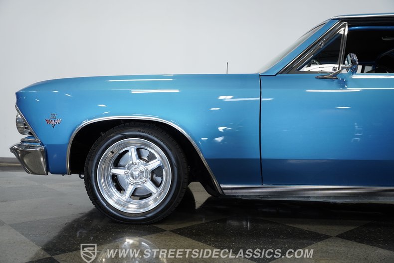 Chevrolet-Malibu-1966-Marina-Blue-Black-25