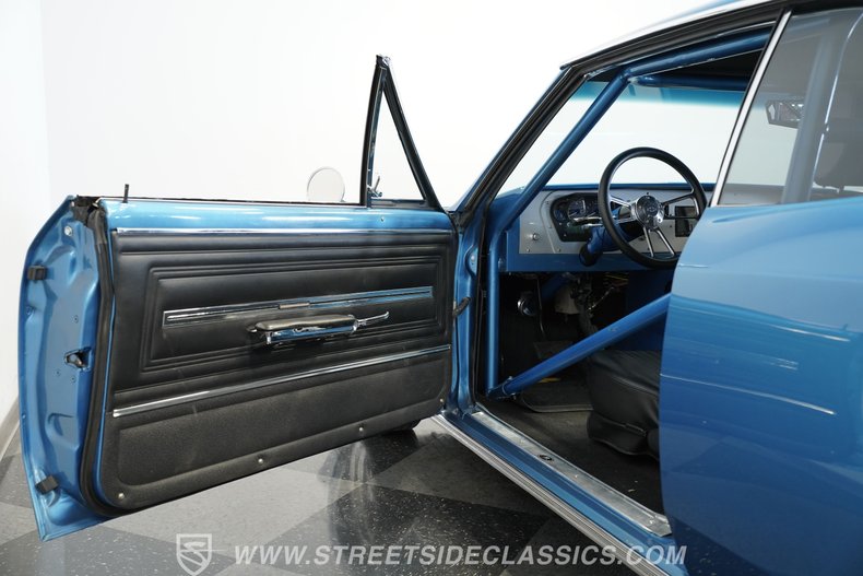 Chevrolet-Malibu-1966-Marina-Blue-Black-38