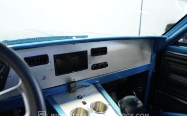 Chevrolet-Malibu-1966-Marina-Blue-Black-45