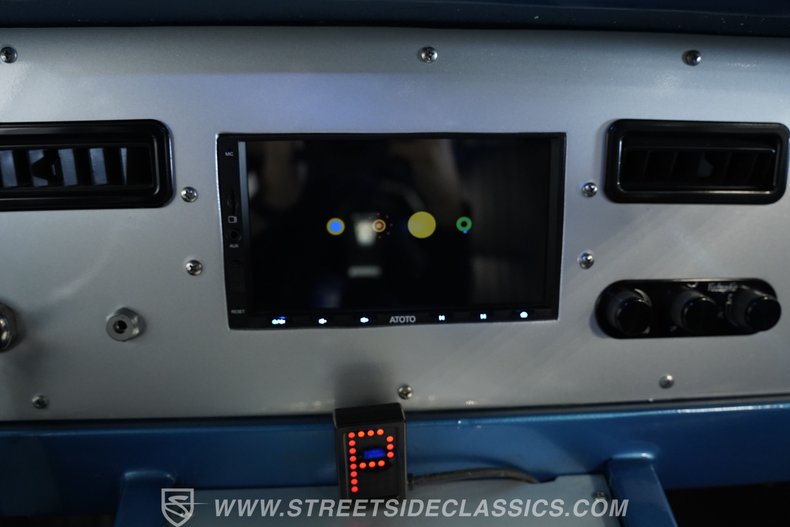 Chevrolet-Malibu-1966-Marina-Blue-Black-49