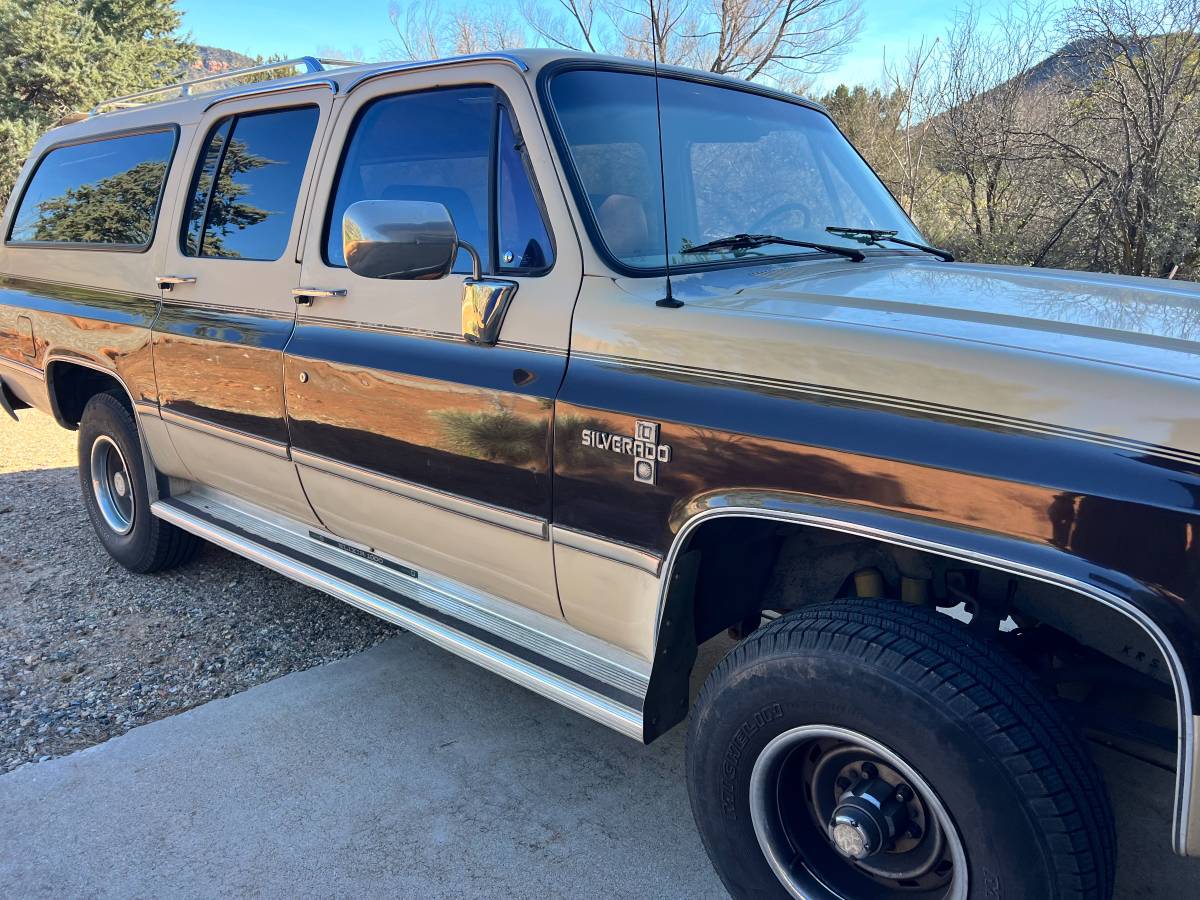 Chevrolet-suburban-v1500-12-ton-1988-brown-3