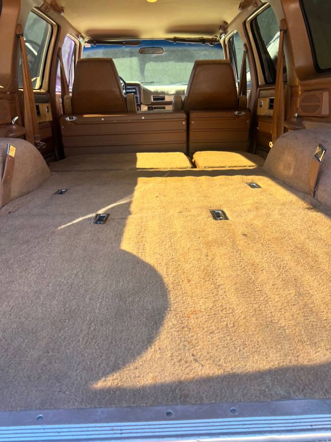 Chevrolet-suburban-v1500-12-ton-1988-brown-6