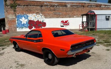 Dodge-Challenger-1971-2