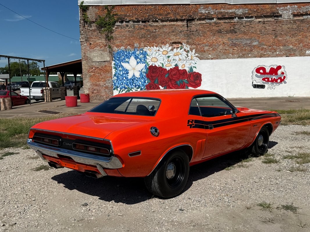 Dodge-Challenger-1971-3