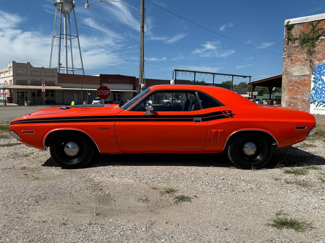Dodge-Challenger-1971-32