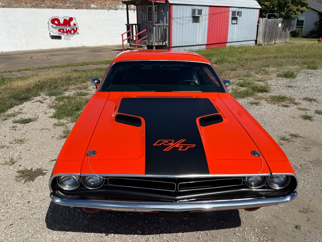 Dodge-Challenger-1971-5