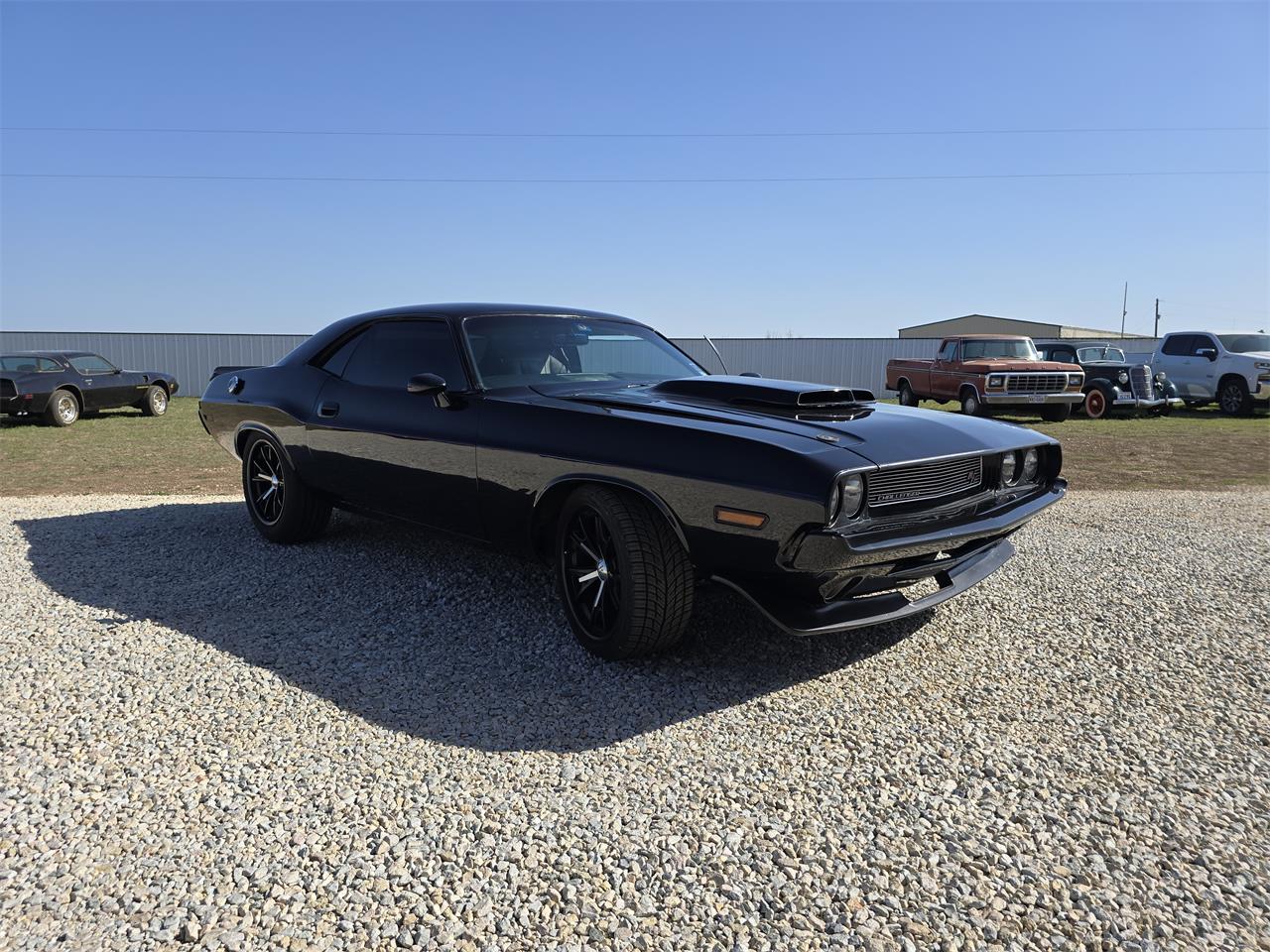 Dodge-Challenger-1971-Black-Black