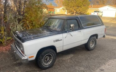 Dodge-Ramcharger-1986-SUV-1