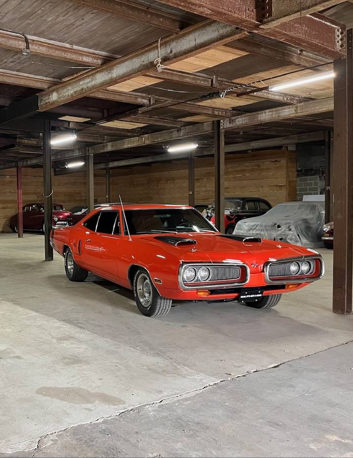 Dodge-coronet-rt-1970-orange