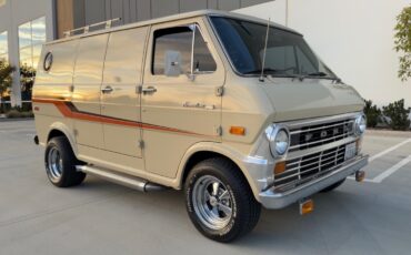 Ford-E-Series-Van-1973-Minivan-1