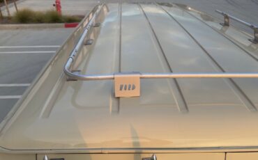 Ford-E-Series-Van-1973-Minivan-21