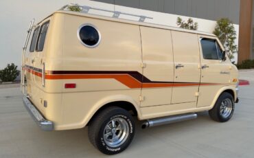 Ford-E-Series-Van-1973-Minivan-5
