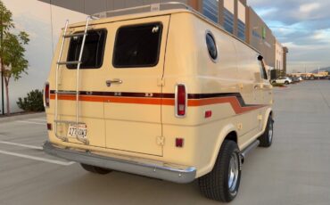 Ford-E-Series-Van-1973-Minivan-8