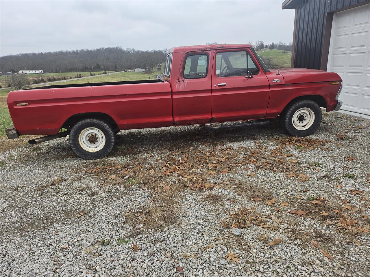 Ford-F250-1977-Red-Red