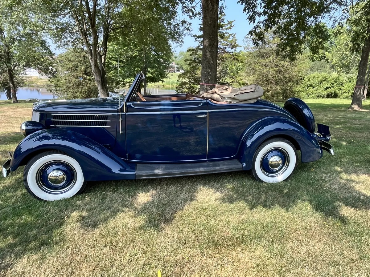 Ford-Model-48-68-1936-Washington-Blue-Brown-Leather
