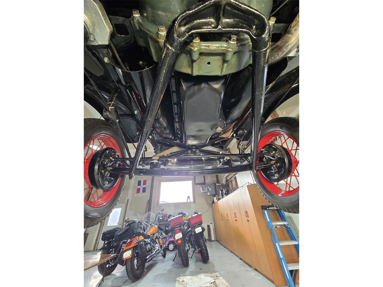 Ford-Model-a-1930-Black-Black-11