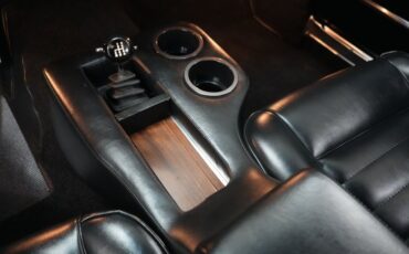 Ford-Mustang-1965-Red-Black-10