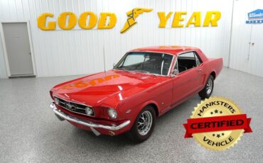 Ford-Mustang-1965-Red-Black-16
