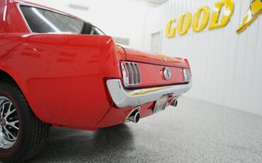 Ford-Mustang-1965-Red-Black-18