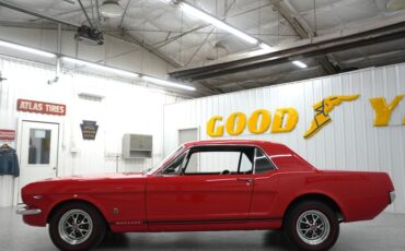 Ford-Mustang-1965-Red-Black-21