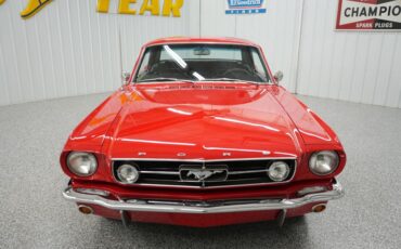 Ford-Mustang-1965-Red-Black-41