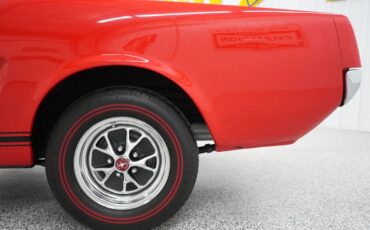 Ford-Mustang-1965-Red-Black-45