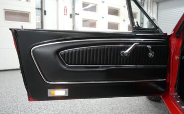 Ford-Mustang-1965-Red-Black-47