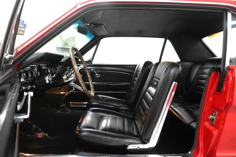 Ford-Mustang-1965-Red-Black-49