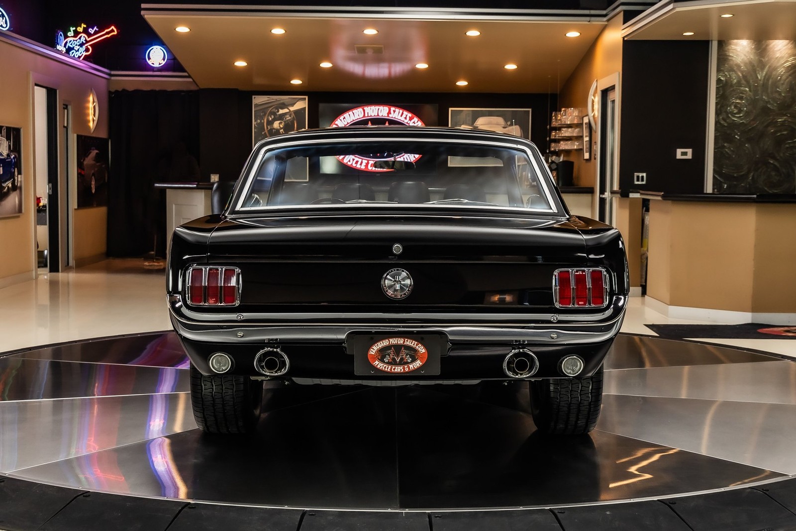 Ford-Mustang-1966-Coupe-13