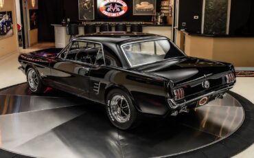 Ford-Mustang-1966-Coupe-16