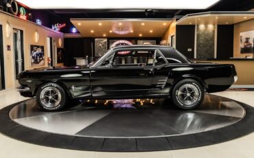 Ford-Mustang-1966-Coupe-17